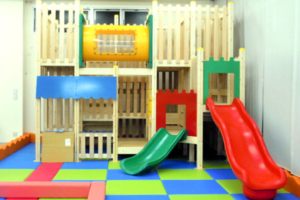 木製室内遊具